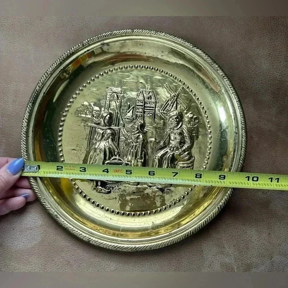 Vintage Brass Tin Gold Wall Decorative Plates Lightweight - Picture 10 of 11
